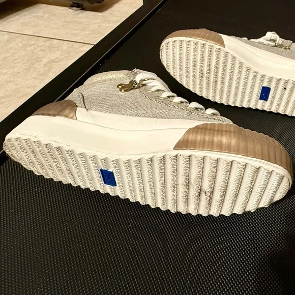 Keds Demi TRX Mid Metallic Canvas Sneakers WF66013, Size 6 - Picture 4 of 4